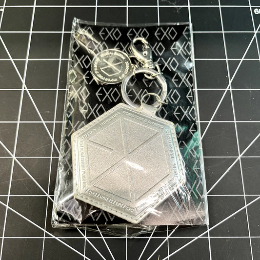 SMTOWN Live World Tour III in Tokyo EXO (OG12) Official Merchandise - Keychain