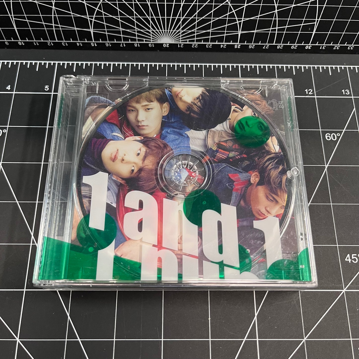 SHINee The 5th Album Repackage 1 and 1 - No Photocard