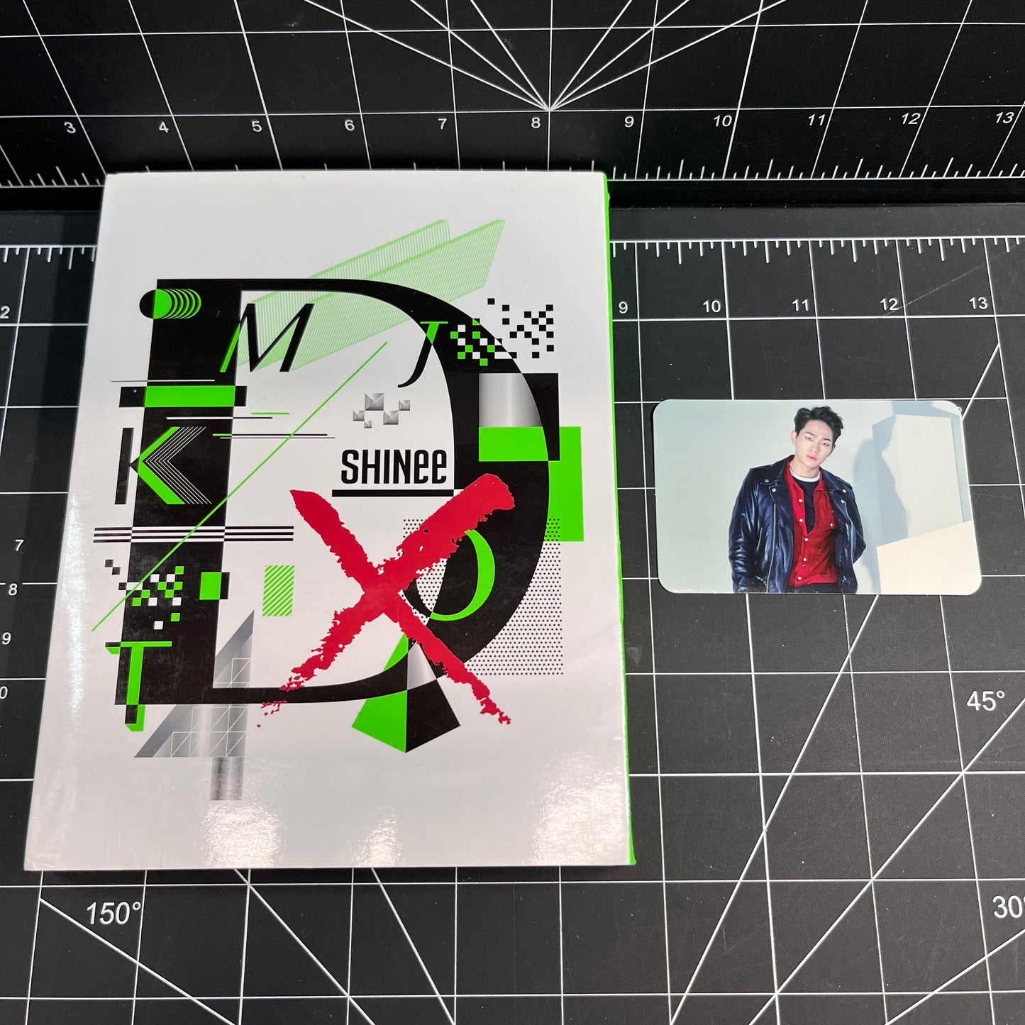 SHINee The 4th Japan Album DxDxD (Limited Edition) - Onew Photocard