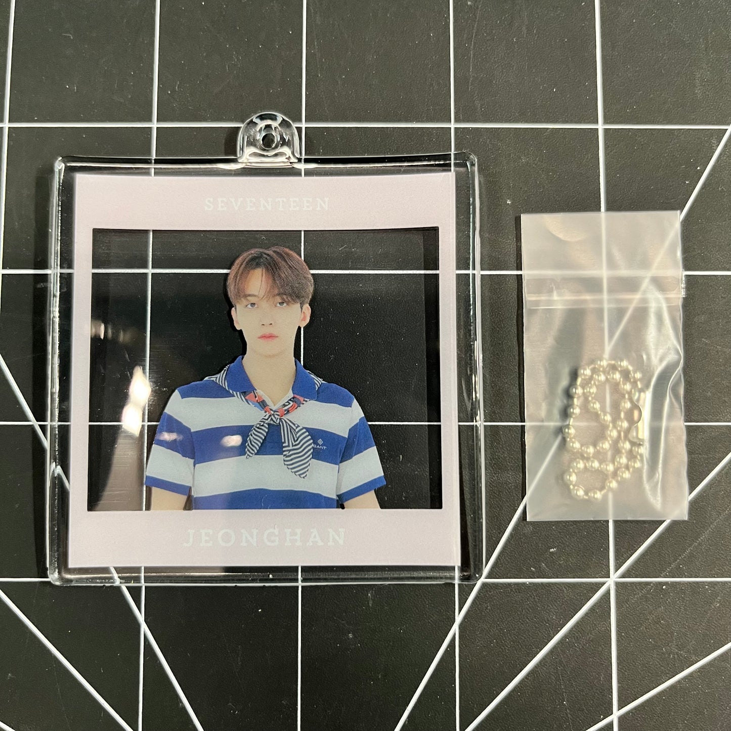 SEVENTEEN Official Merchandise PVC Polaroid Keychain - Jeonghan