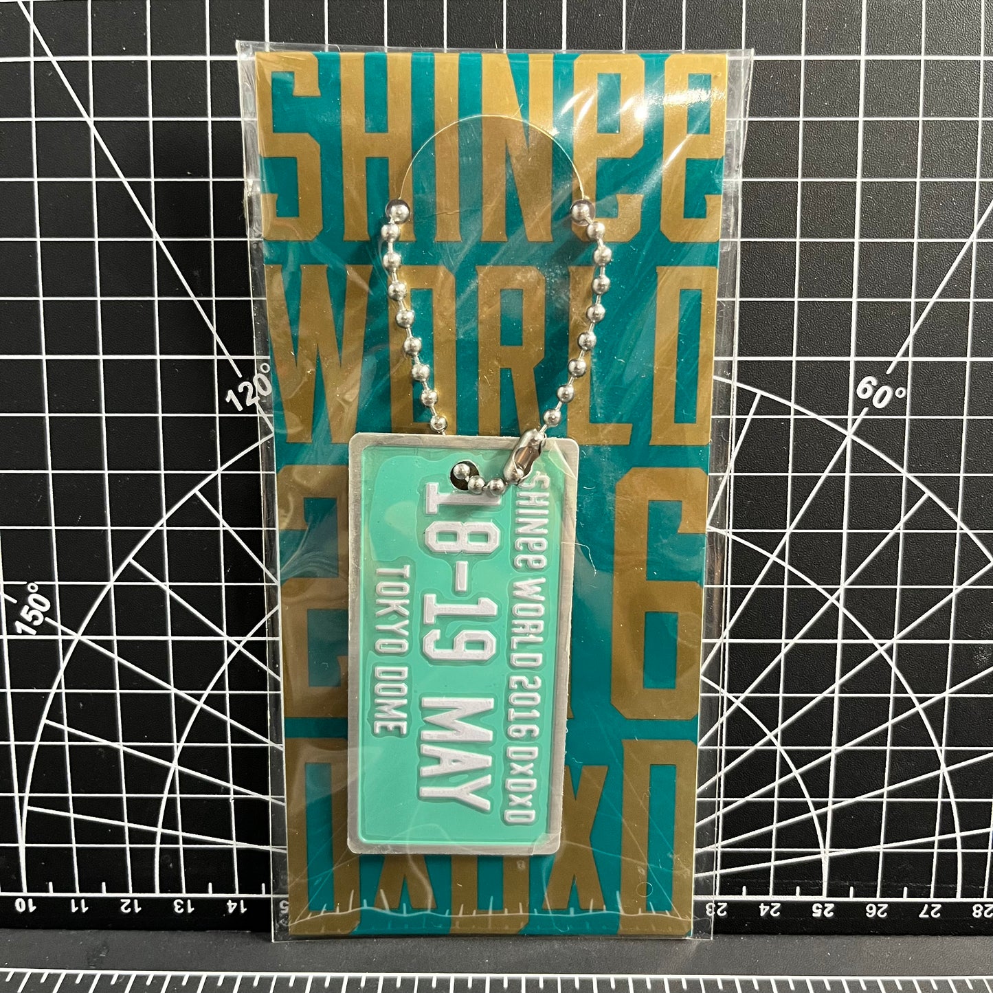 SHINee World 2016 DxDxD Official Concert Keychain Merchandise