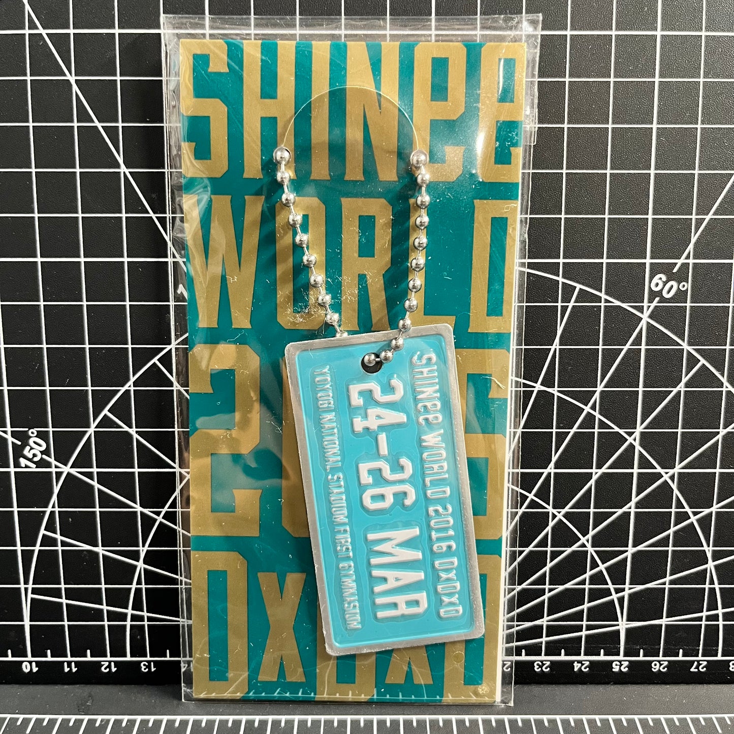 SHINee World 2016 DxDxD Official Concert Keychain Merchandise