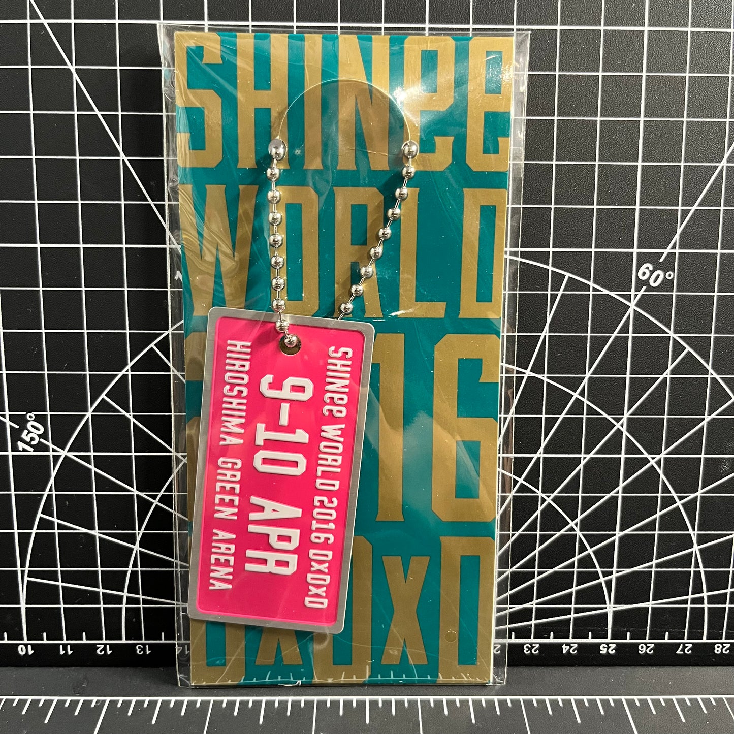 SHINee World 2016 DxDxD Official Concert Keychain Merchandise