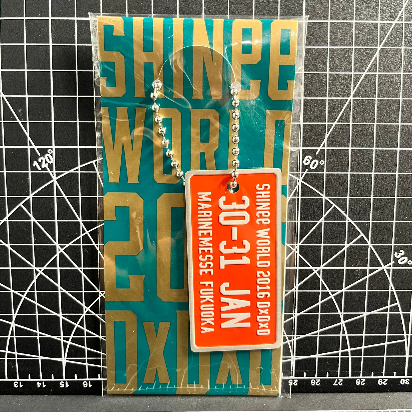 SHINee World 2016 DxDxD Official Concert Keychain Merchandise