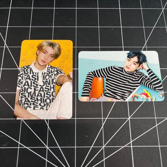 EXO The 1st Japan Album Love Me RIght (Romantic Universe Ver.) Photocard Only