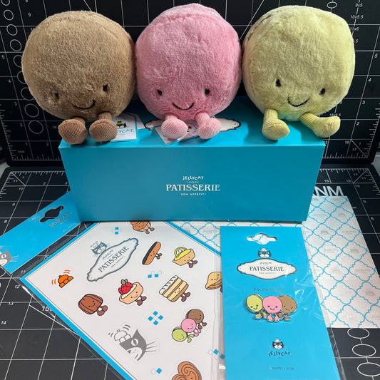 Pre-Order (14th March) Jellycat Amusables Paris Patisserie Mia, Mona and Max Macaron