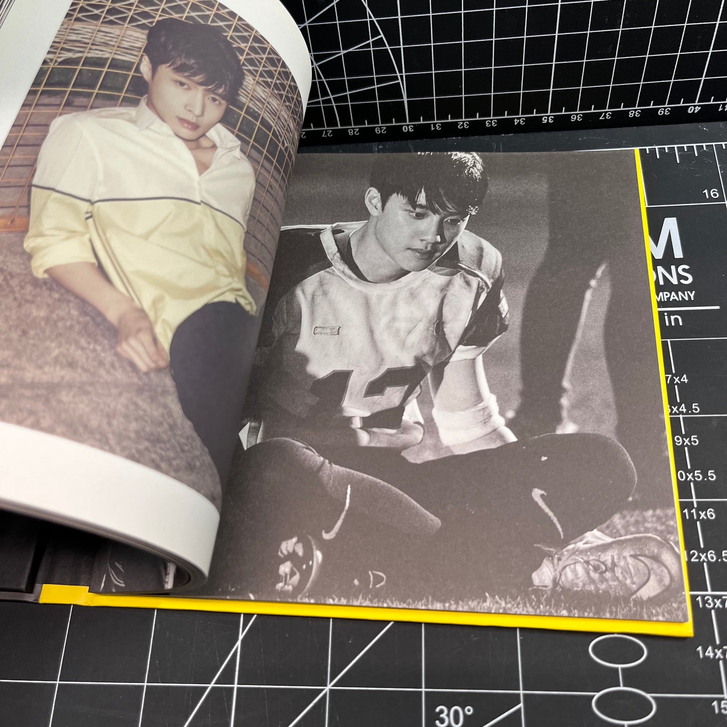EXO The 2nd Repackage Album Love Me Right (Korean Version) - No Photocard