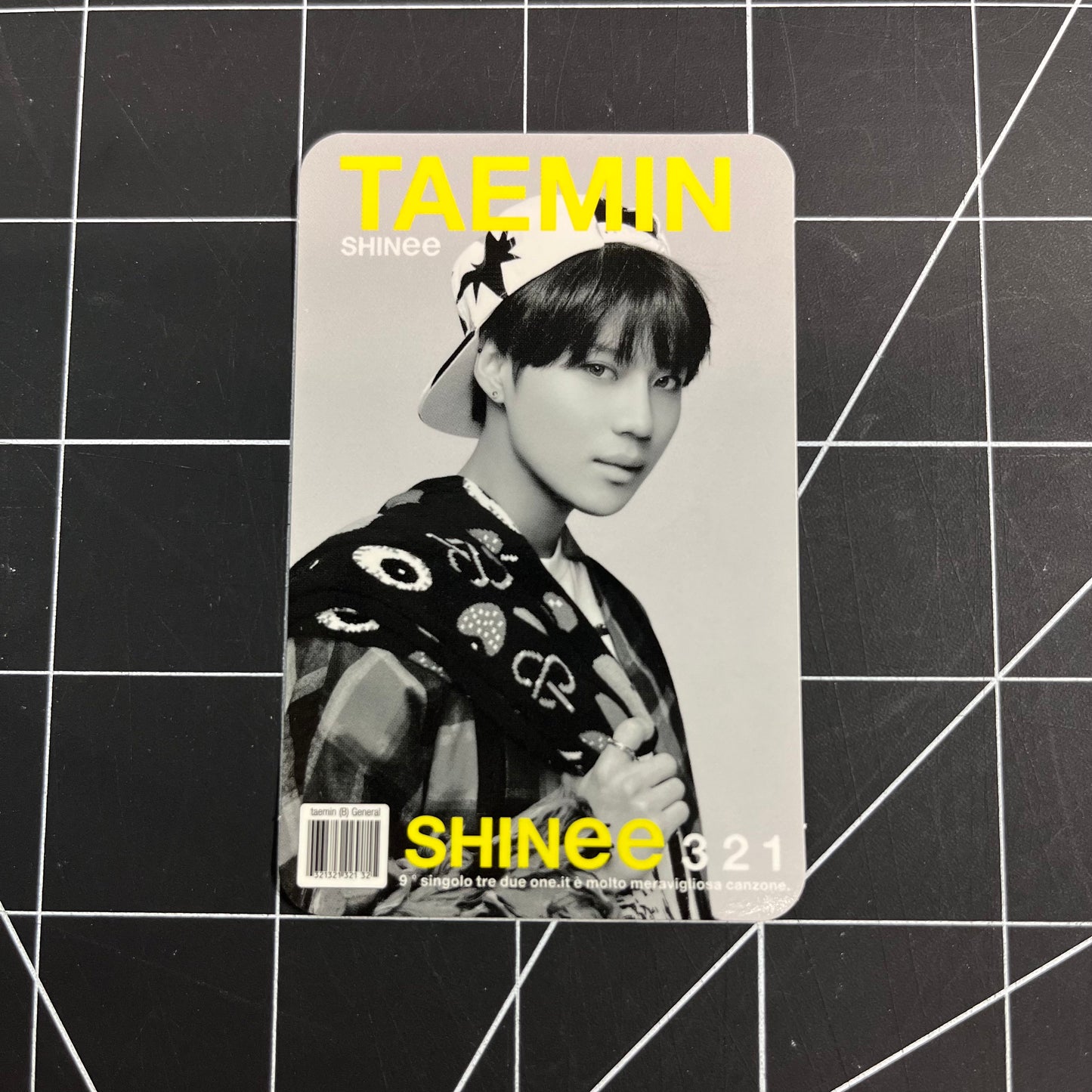 SHINee The 9th Japanese Single 3 2 1 - Taemin Photocard
